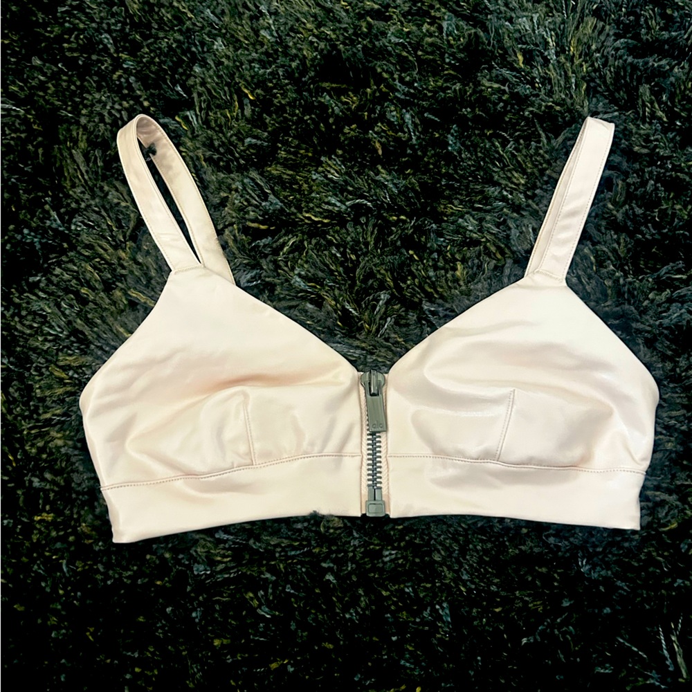 Alo Yoga Shiny Pink Vinyl Zip Up Bra